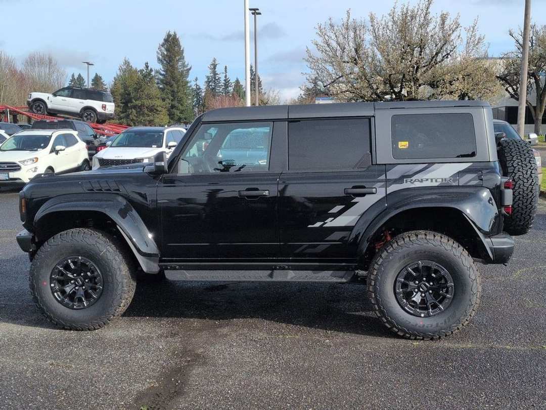 2025 Ford Bronco Raptor - Image 2