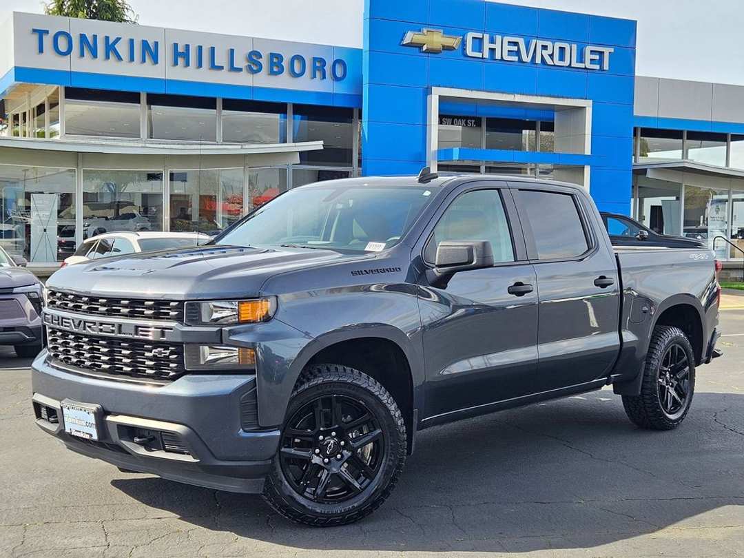 2022 Chevrolet Silverado 1500 Ltd Custom - Image 2