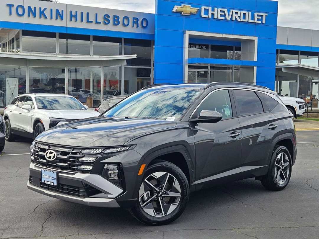2025 Hyundai Tucson SEL Convenience - Image 2