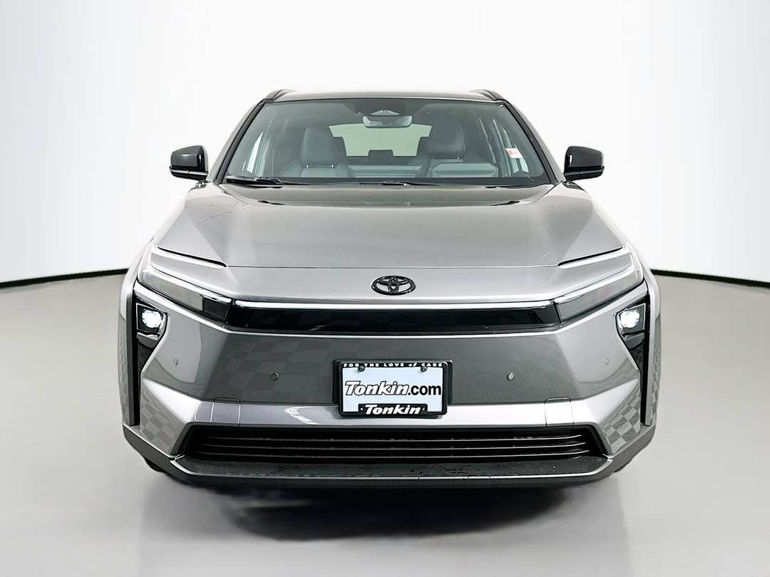 2026 Toyota Bz XLE Plus - Image 2