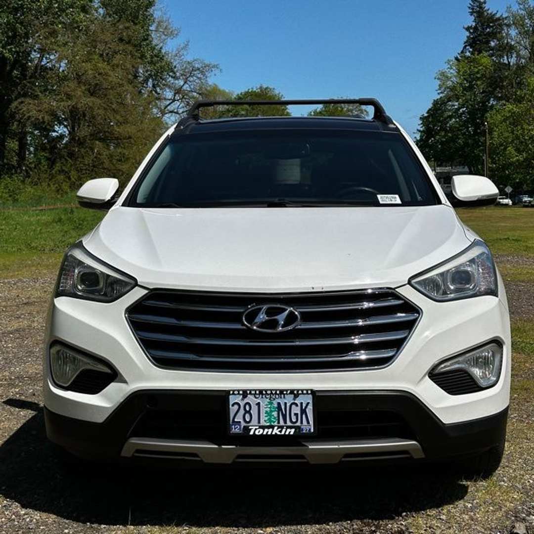 2015 Hyundai Santa Fe GLS - Image 3