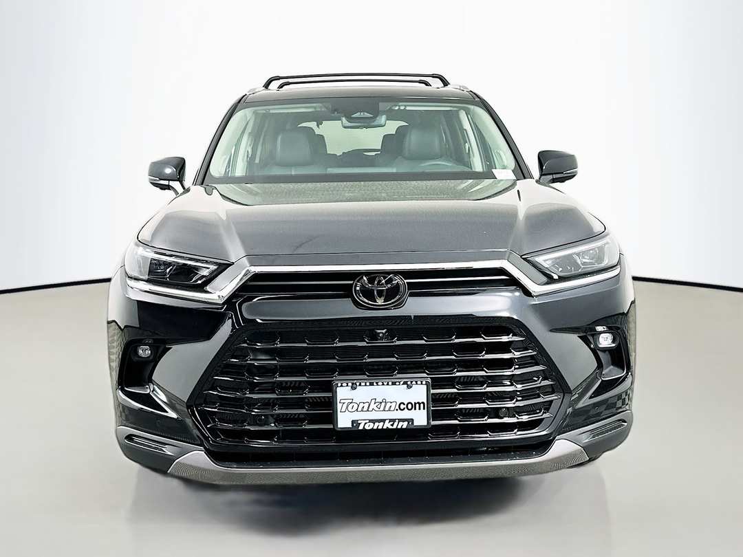 2026 Toyota Grand Highlander Platinum - Image 2