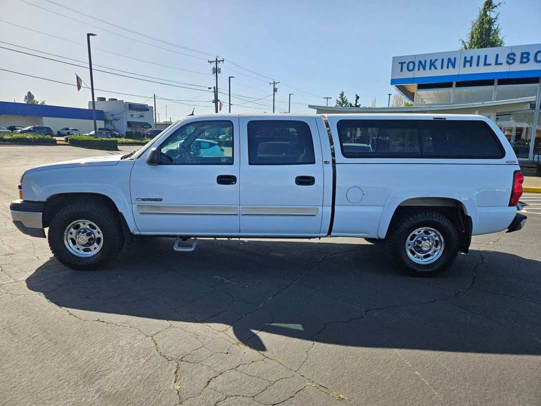2005 Chevrolet Silverado 1500Hd LS - Image 3