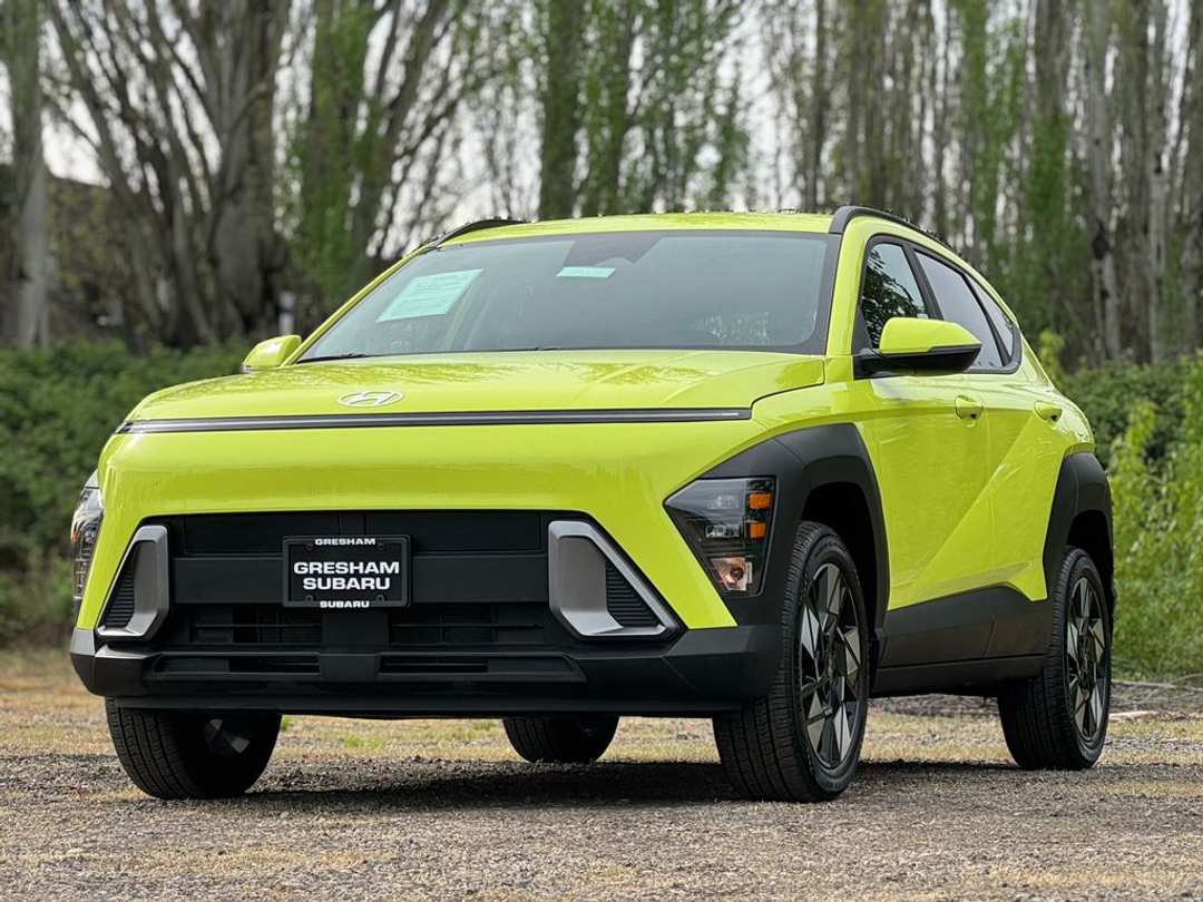 2024 Hyundai Kona SEL - Image 3