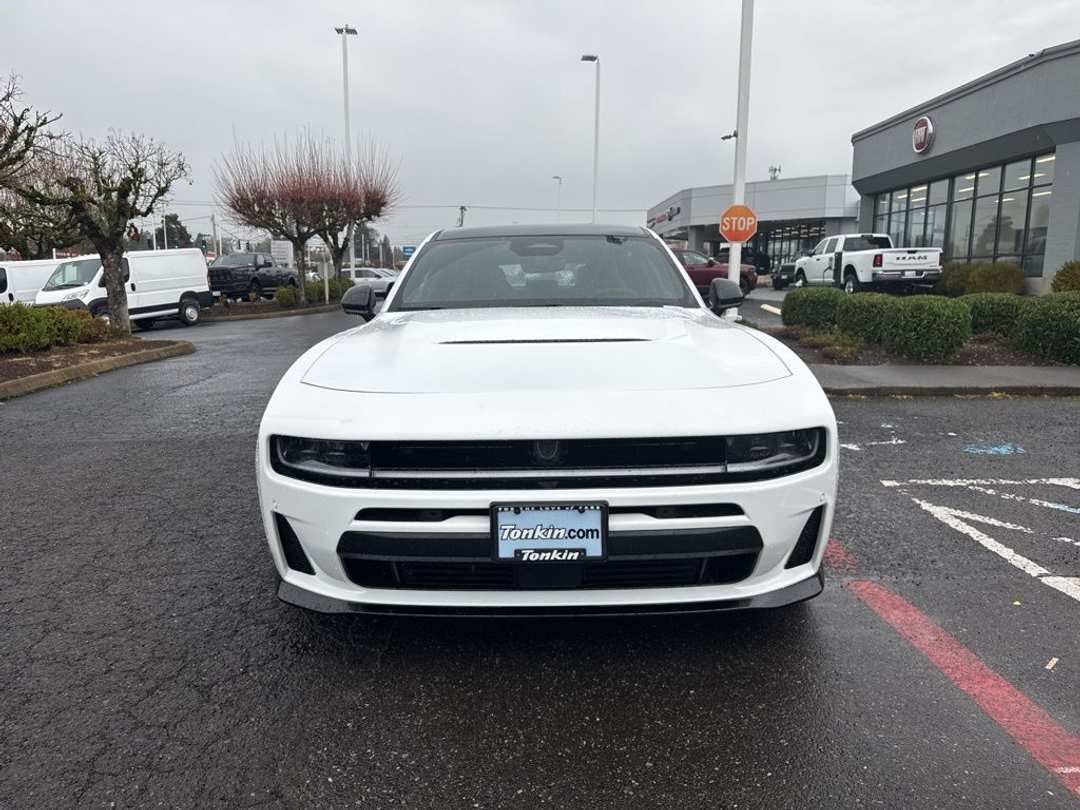 2026 Dodge Charger R/T Scat Pack - Image 2