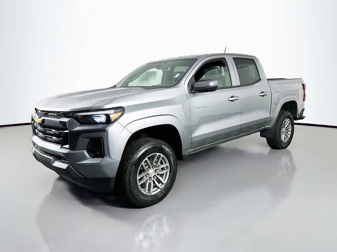 2026 Chevrolet Colorado LT - Image 3