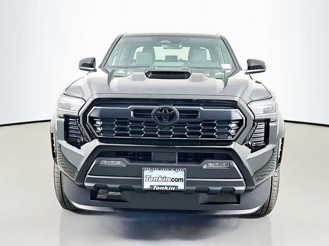 2026 Toyota Tacoma TRD Sport - Image 2