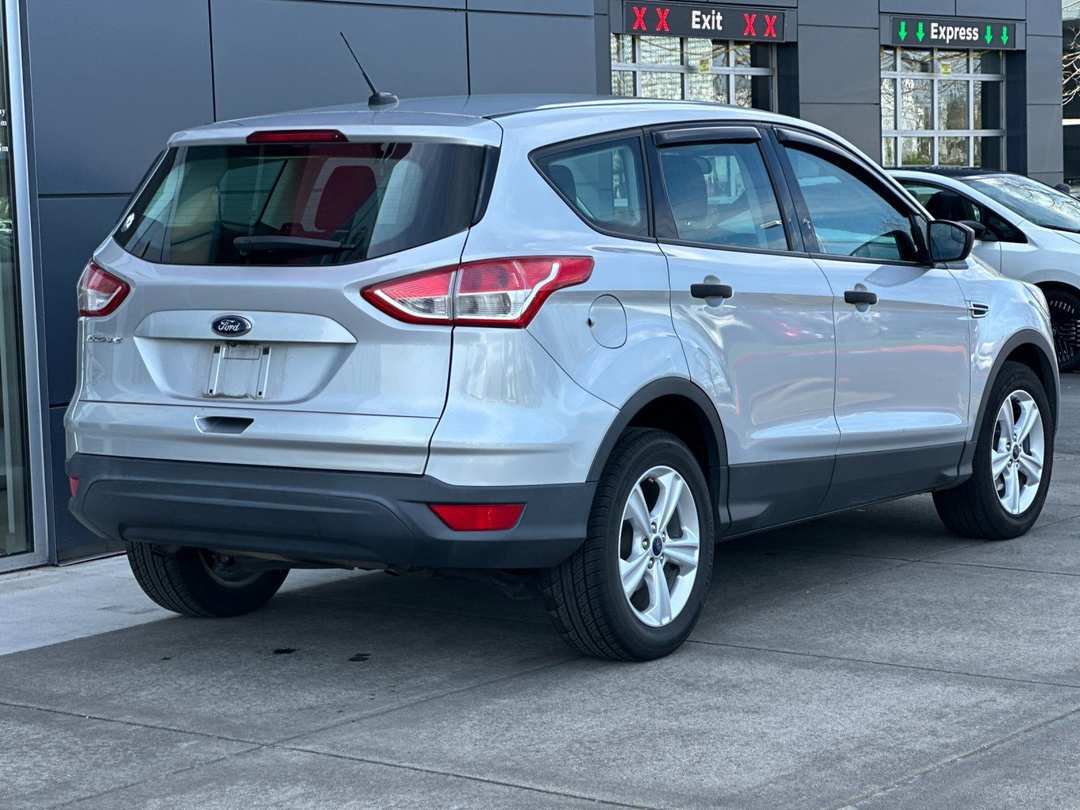 2016 Ford Escape S - Image 3