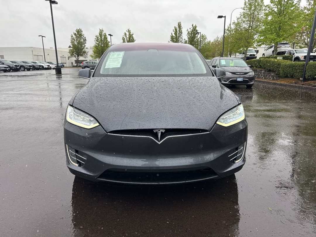 2019 Tesla Model X Standard Range - Image 2