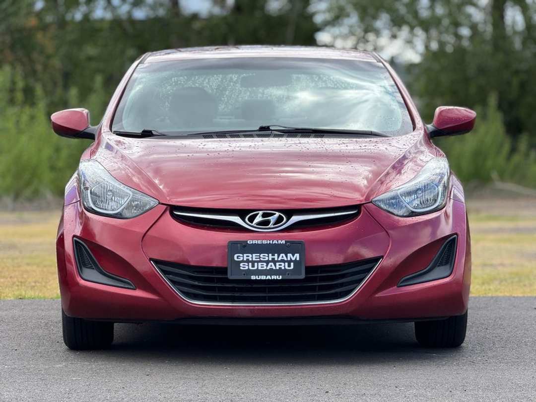 2016 Hyundai Elantra SE - Image 2