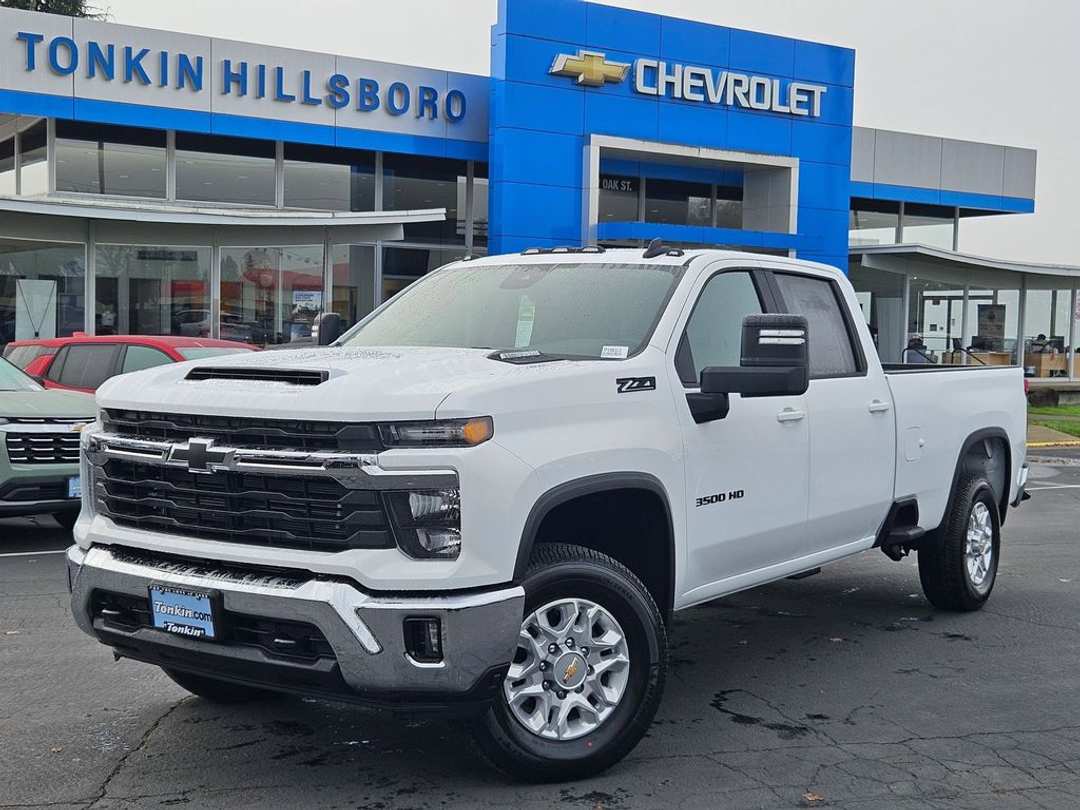 2026 Chevrolet Silverado 3500Hd LT - Image 2