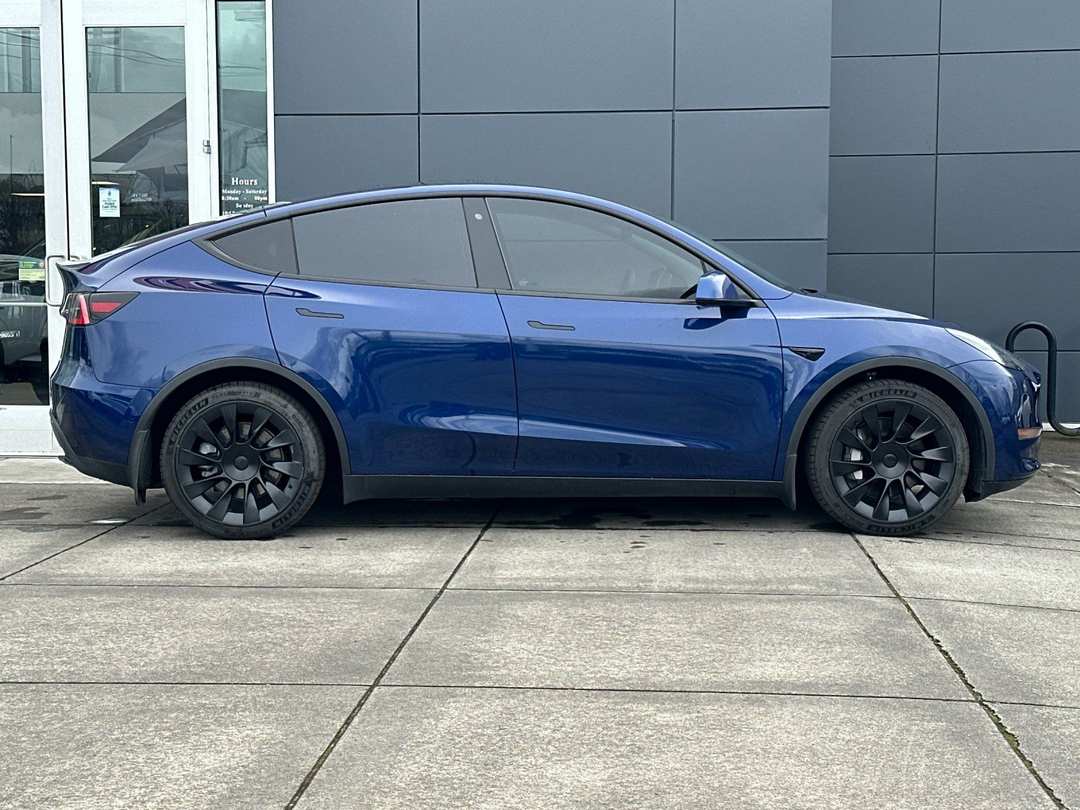 2021 Tesla Model Y Long Range - Image 2
