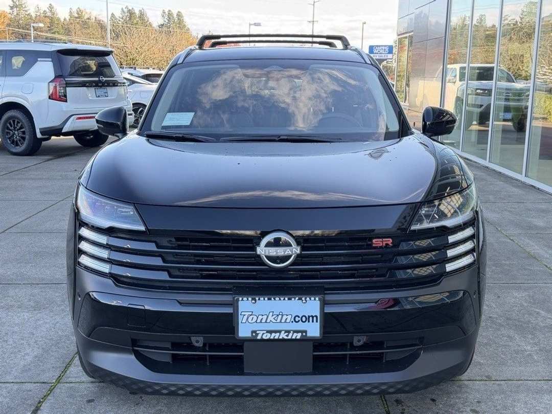 2026 Nissan Kicks SR - Image 3