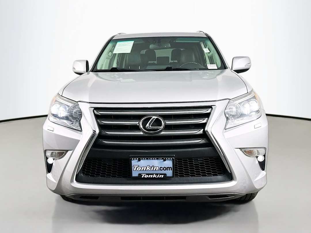 2018 Lexus GX 460 - Image 2