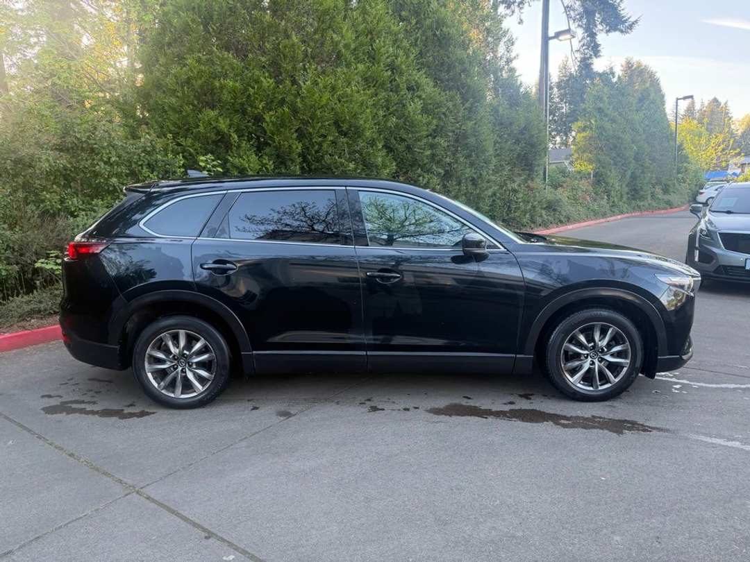 2016 MAZDA CX-9 Touring - Image 2