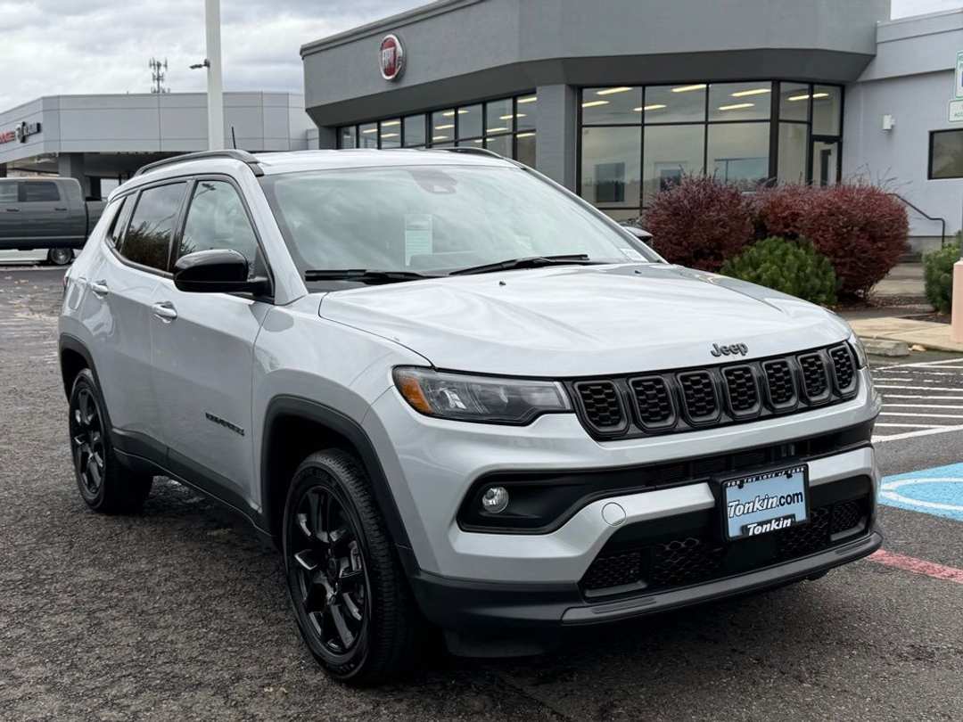 2026 Jeep Compass Latitude - Image 2