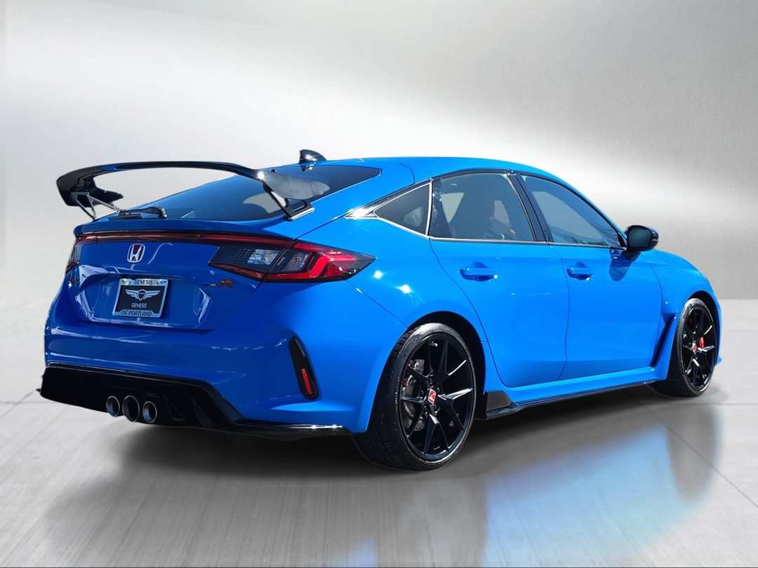 2025 Honda Civic Type R - Image 3