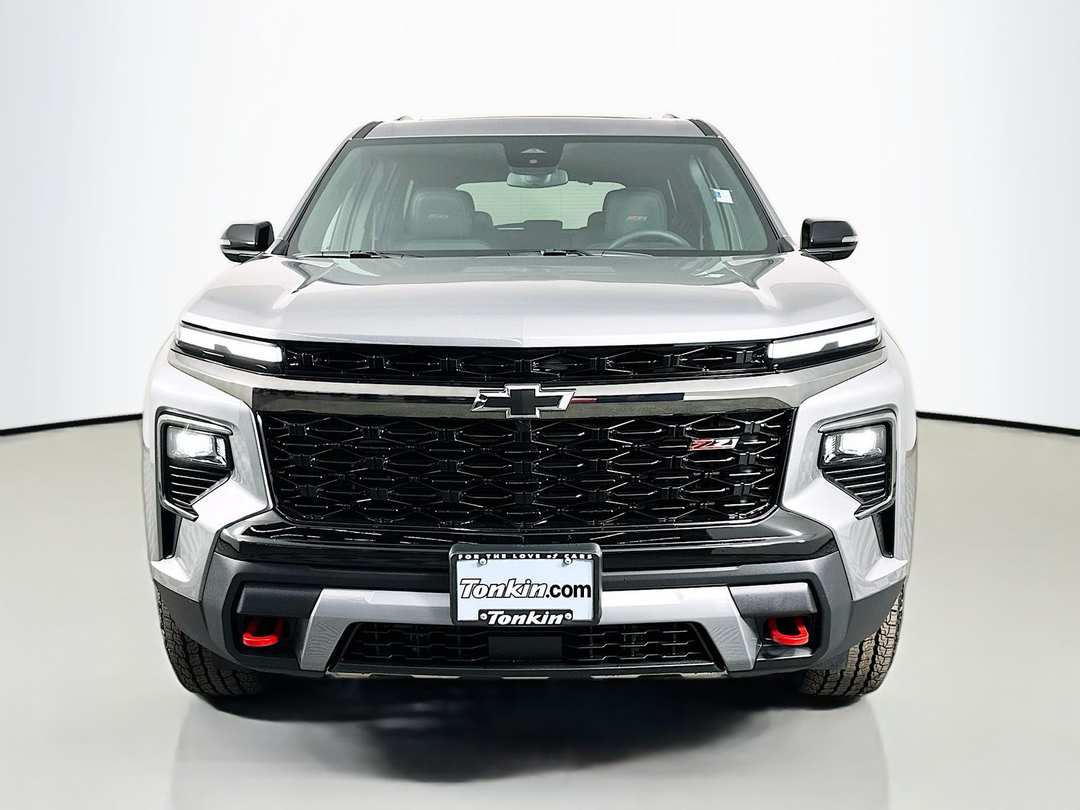 2026 Chevrolet Traverse Z71 - Image 2