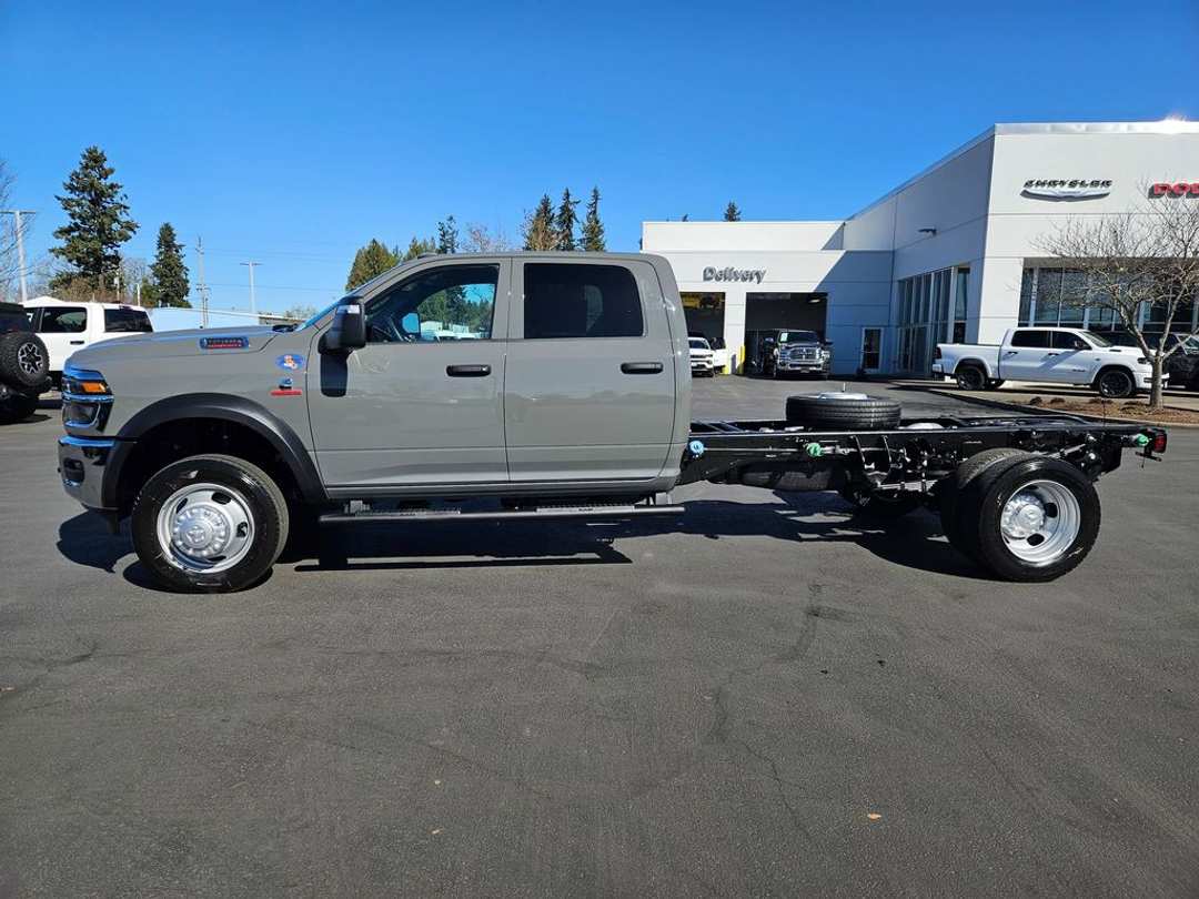 2026 Ram 5500Hd Tradesman - Image 3
