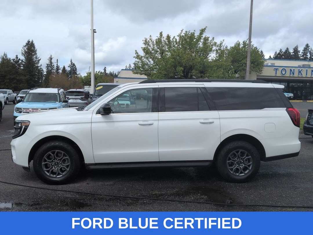 2025 Ford Expedition Max Active - Image 2