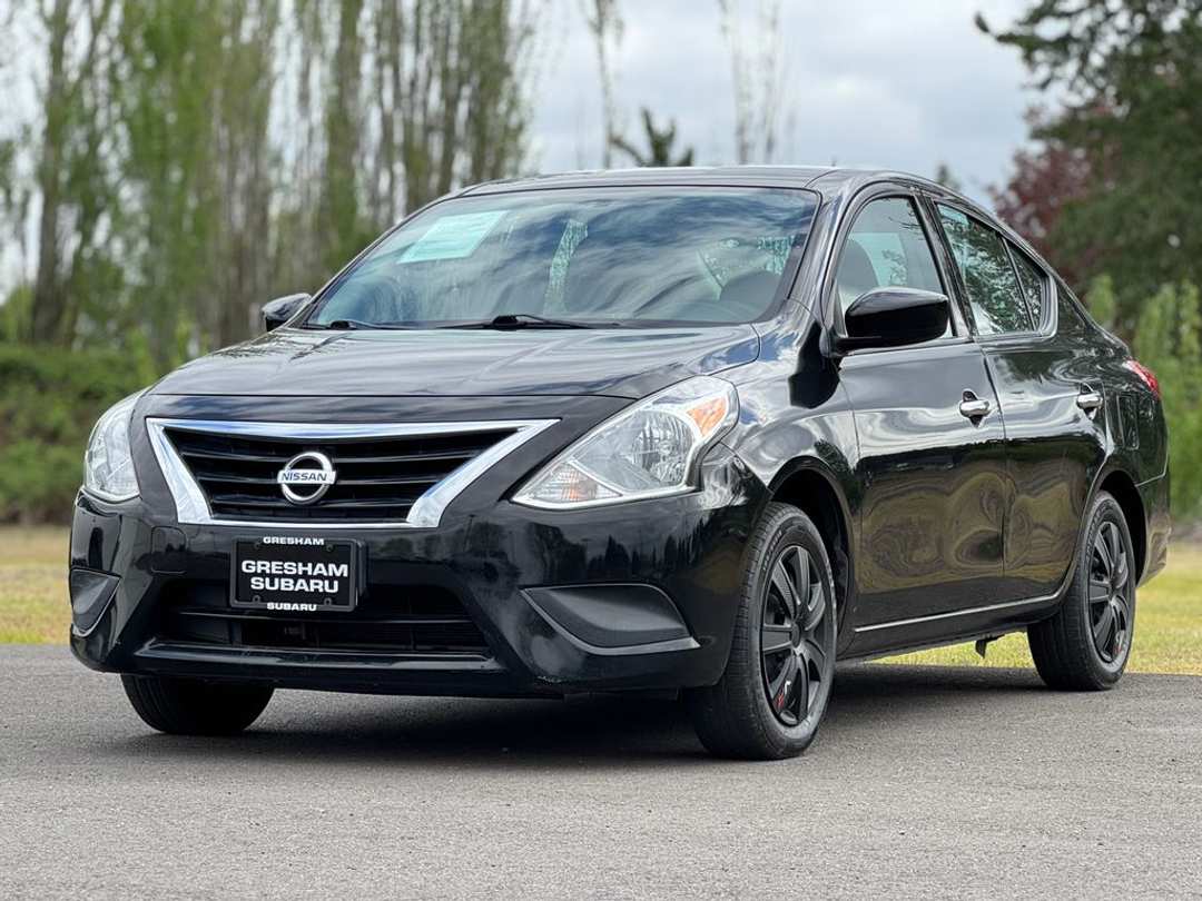 2019 Nissan Versa 1.6 SV - Image 3
