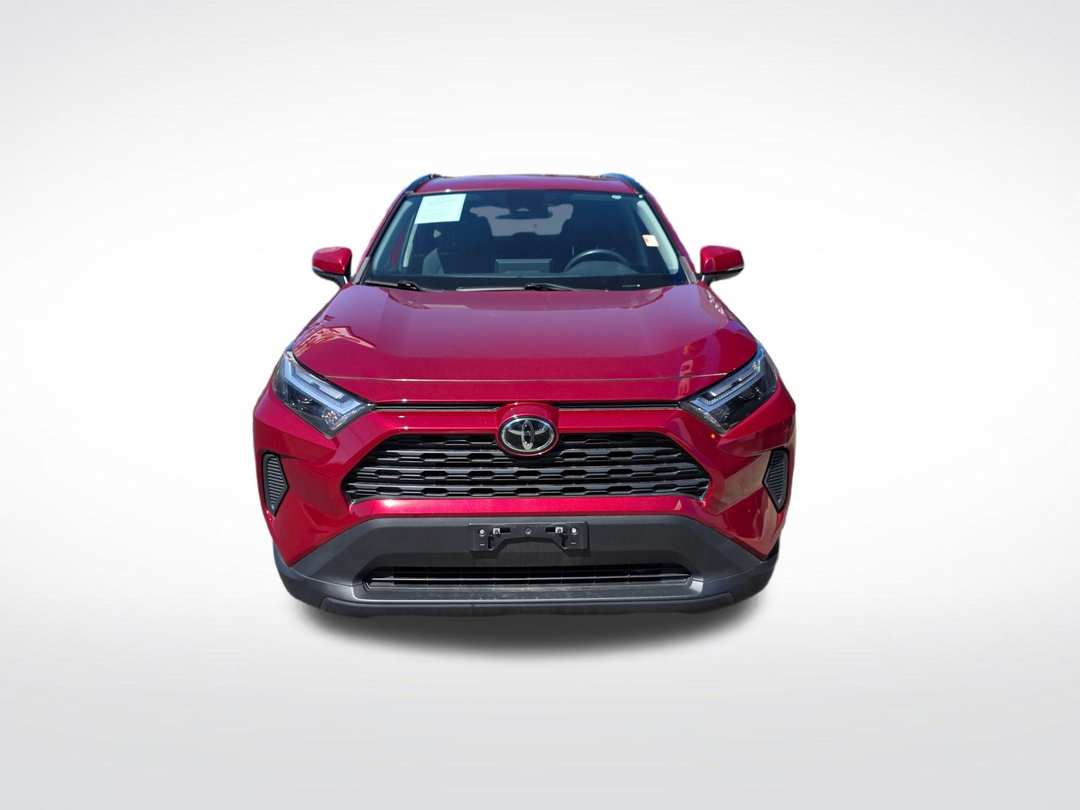 2023 Toyota Rav4 XLE - Image 3