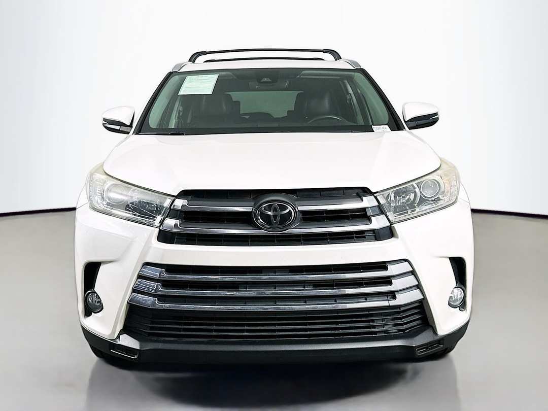 2017 Toyota Highlander Limited - Image 2