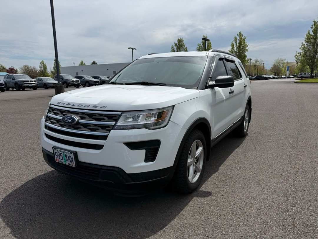 2019 Ford Explorer Base - Image 3