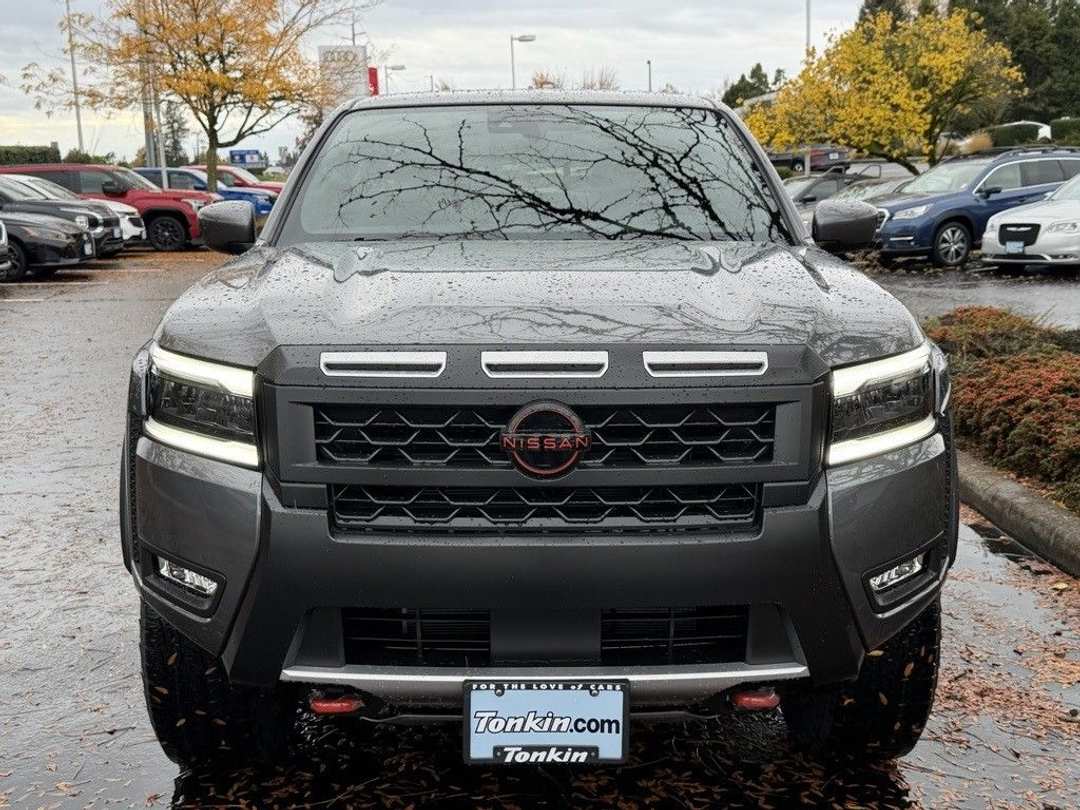 2026 Nissan Frontier PRO4X - Image 3