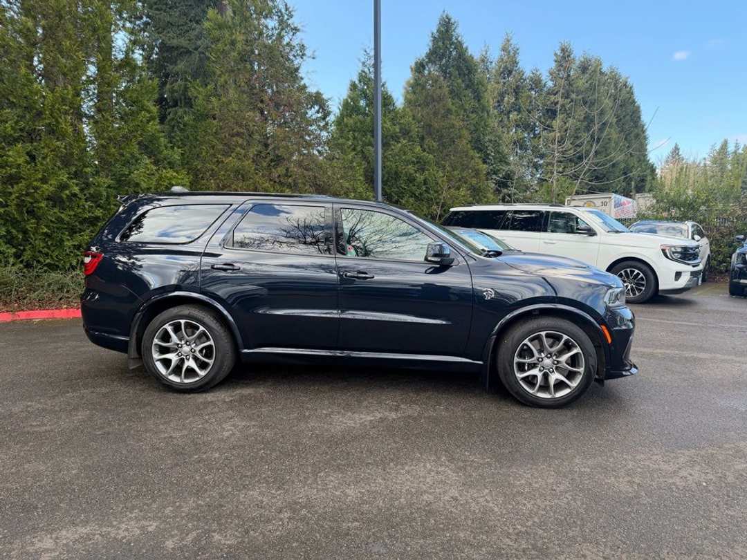 2025 Dodge Durango SRT Hellcat - Image 2