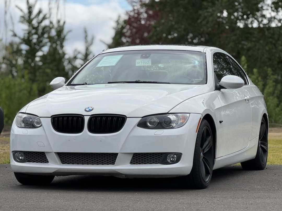 2008 BMW 3 Series 335i - Image 3