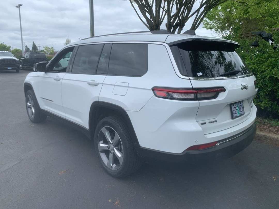 2021 Jeep Grand Cherokee L Limited - Image 2