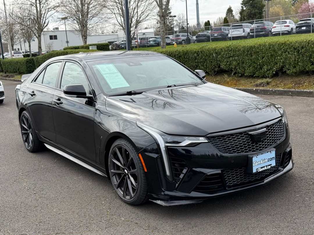 2022 Cadillac Ct4 VSeries - Image 2