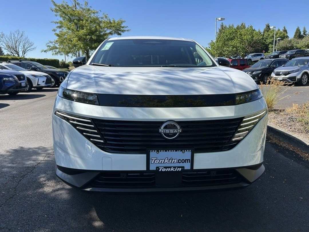 2025 Nissan Murano SV - Image 2