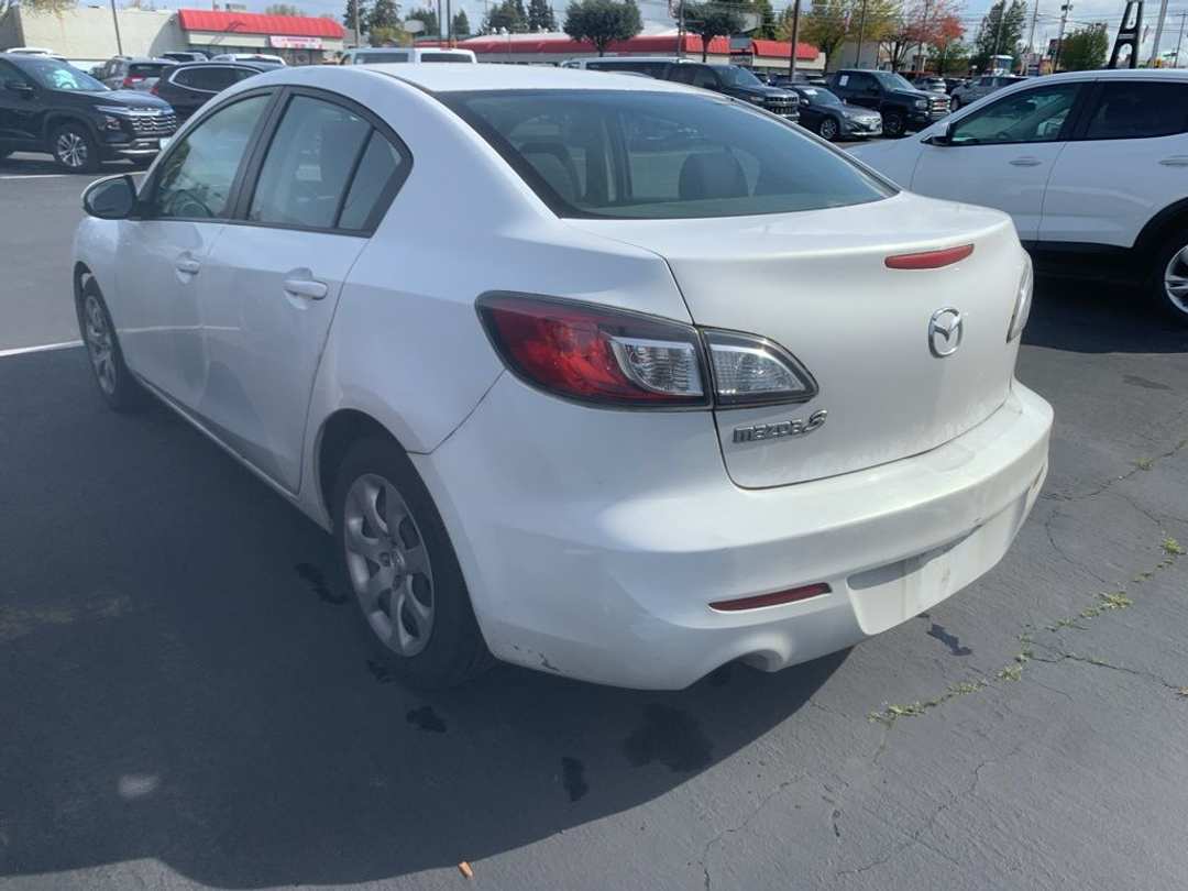 2012 MAZDA Mazda3 i Sport - Image 2