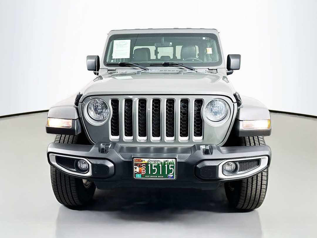 2021 Jeep Gladiator Overland - Image 3