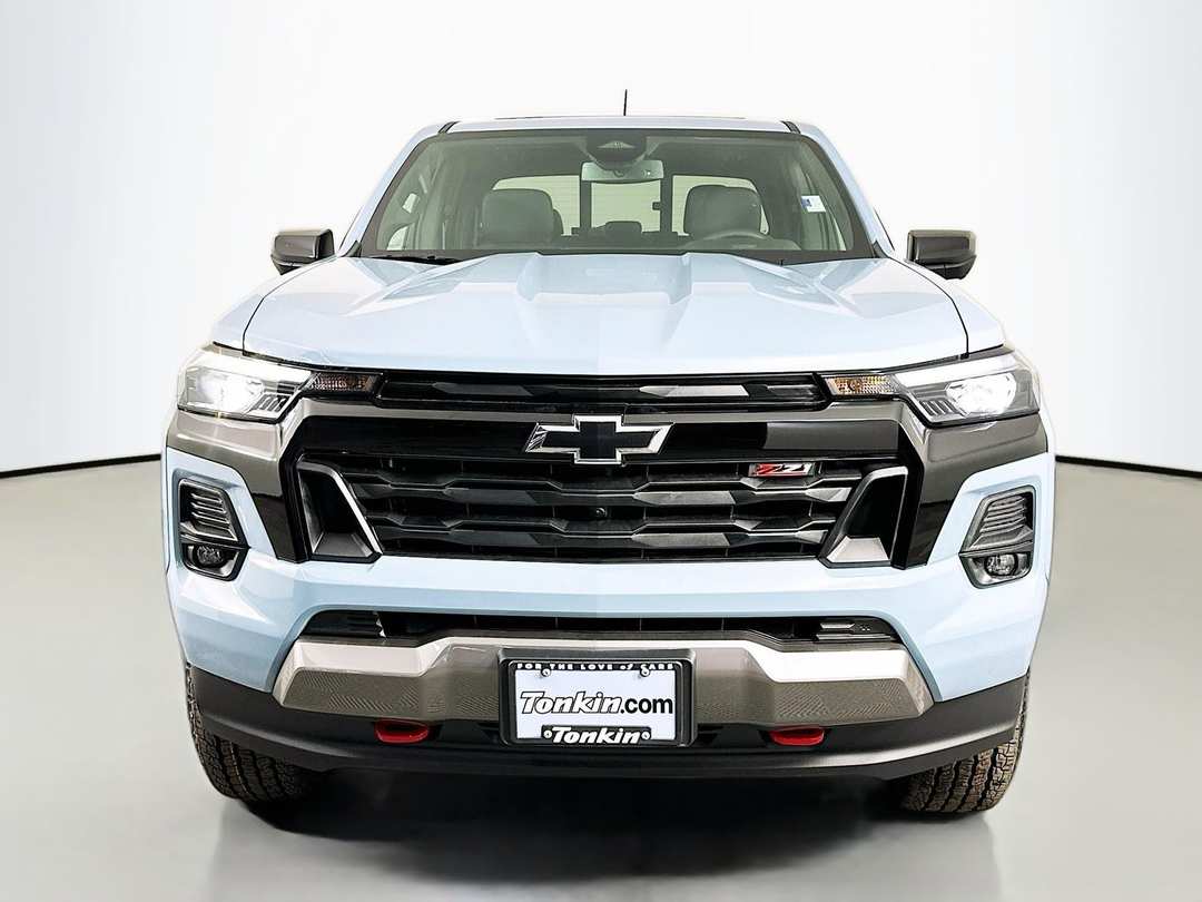 2026 Chevrolet Colorado Z71 - Image 2