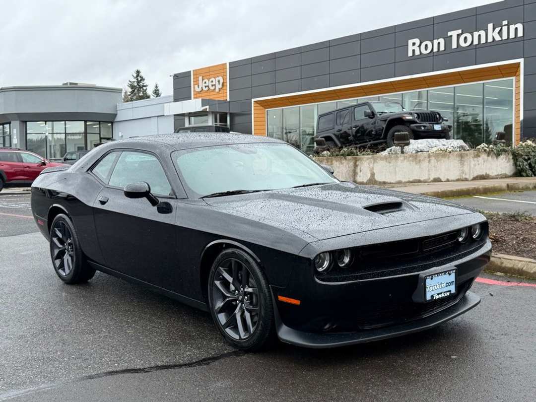 2023 Dodge Challenger GT - Image 2