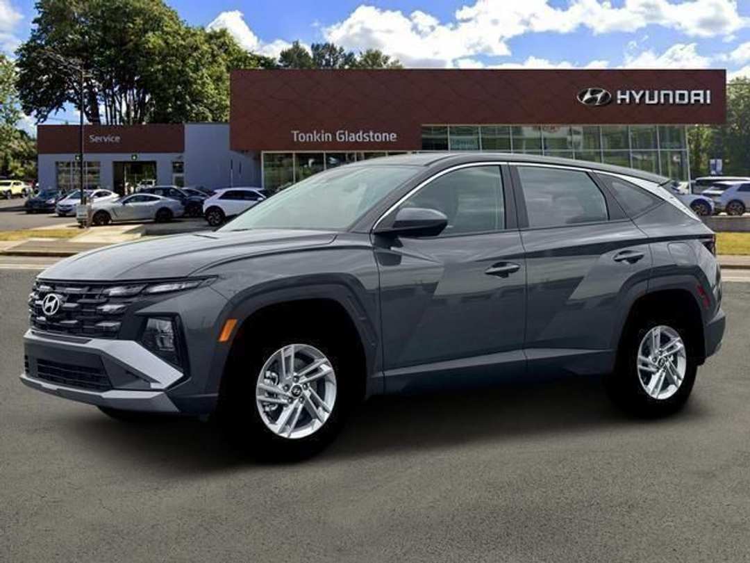 2026 Hyundai Tucson SE - Image 2