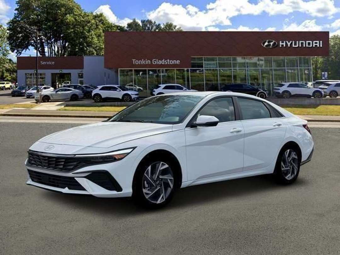 2026 Hyundai Elantra Limited - Image 2
