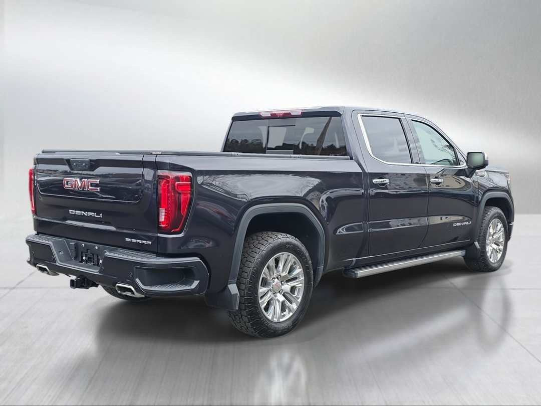 2023 GMC Sierra 1500 Denali - Image 3