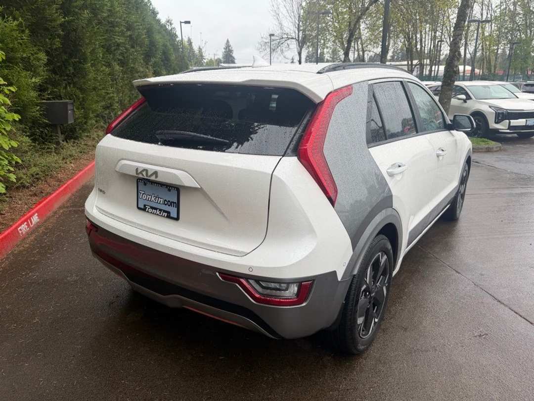 2023 Kia Niro Ev Wave - Image 2