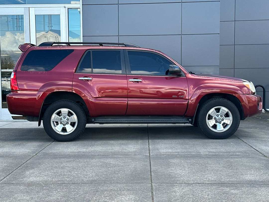 2006 Toyota 4Runner SR5 - Image 2