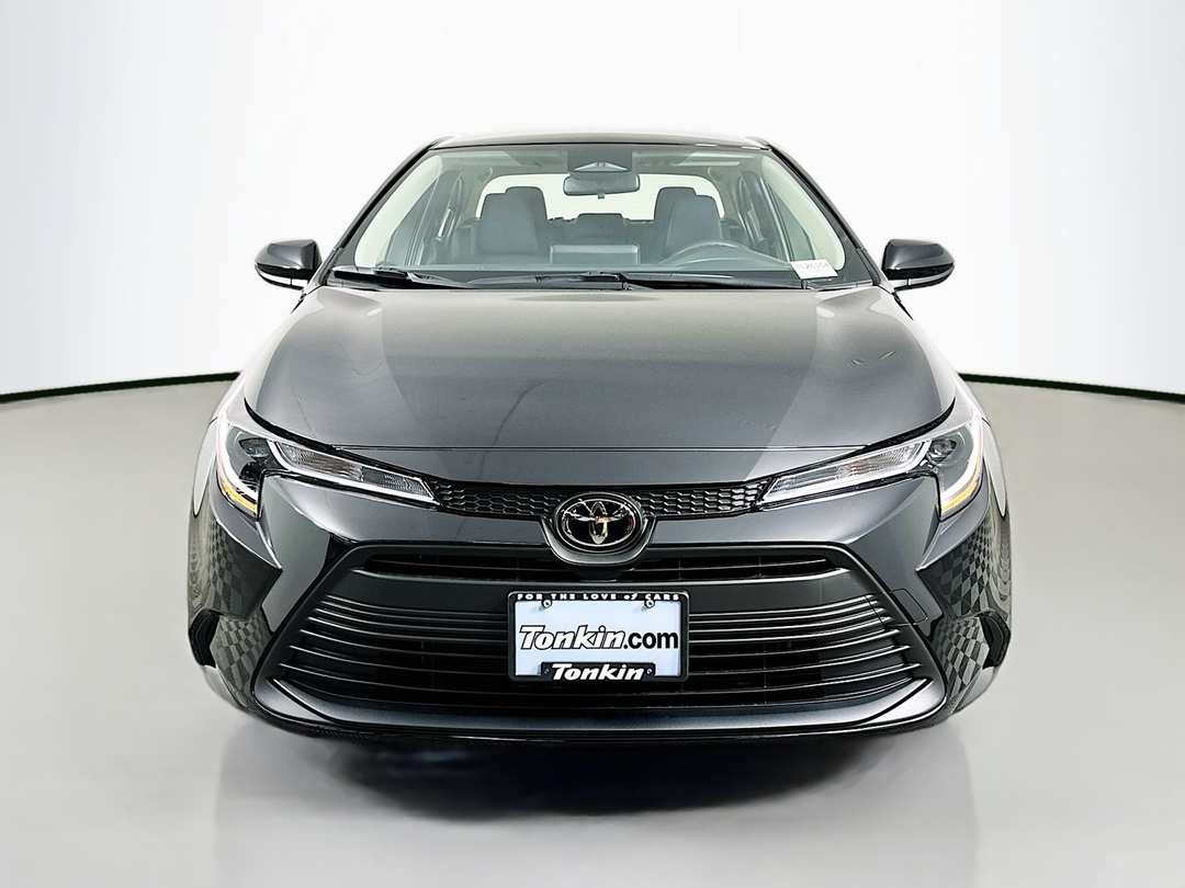 2026 Toyota Corolla LE - Image 2