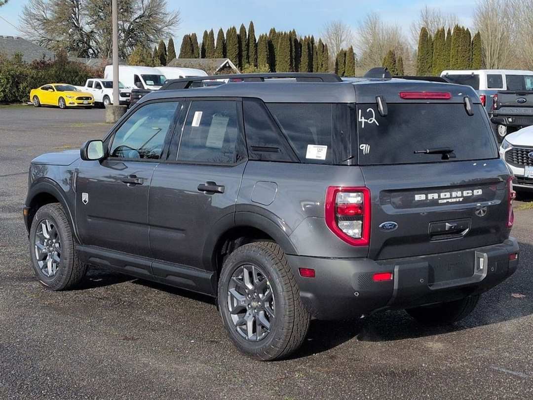 2025 Ford Bronco Sport Big Bend - Image 3