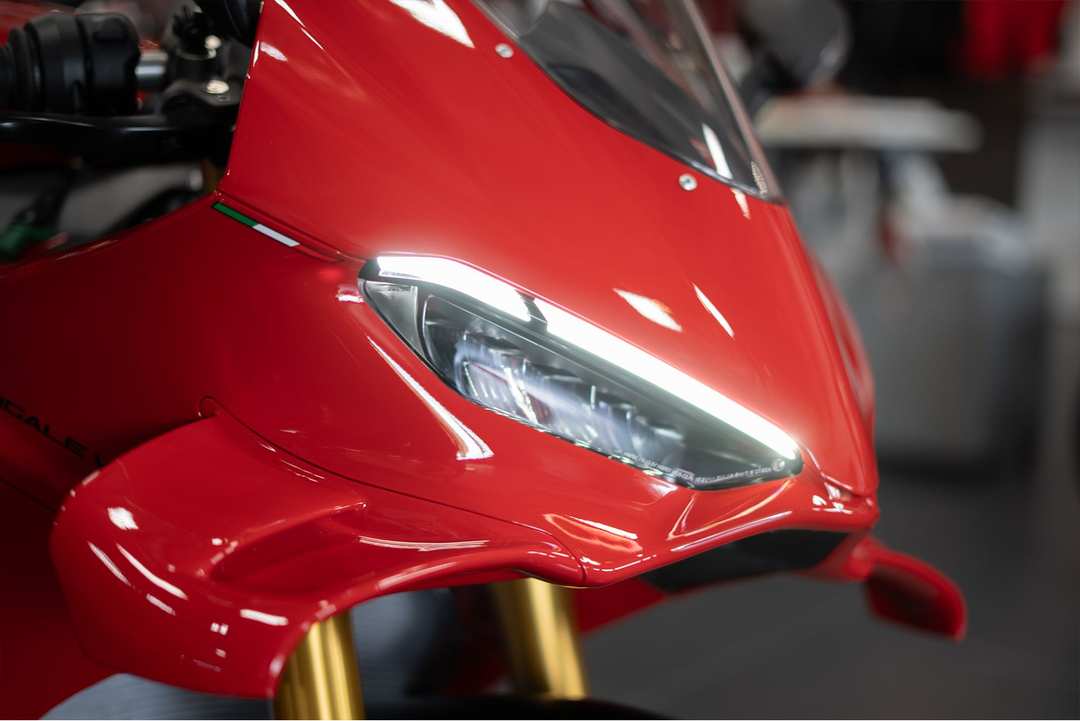 2025 Ducati Panigale V4 S - Image 3