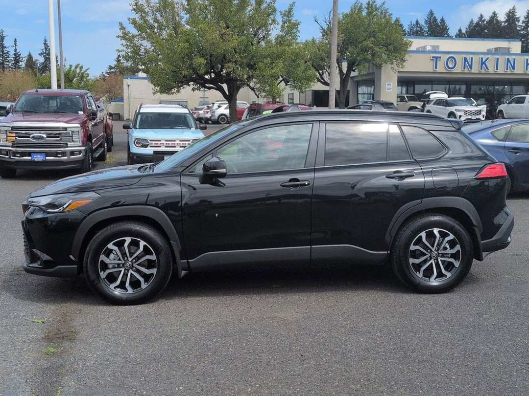 2025 Toyota Corolla Cross Hybrid SE - Image 2
