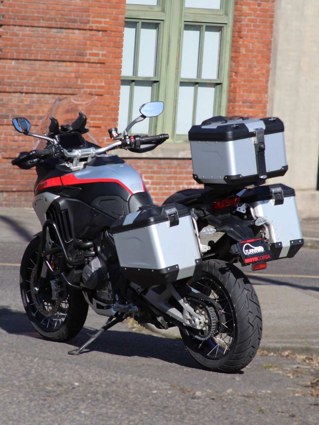 2024 Ducati Multistrada V4 Rally Adventure Travel & Radar - Image 2