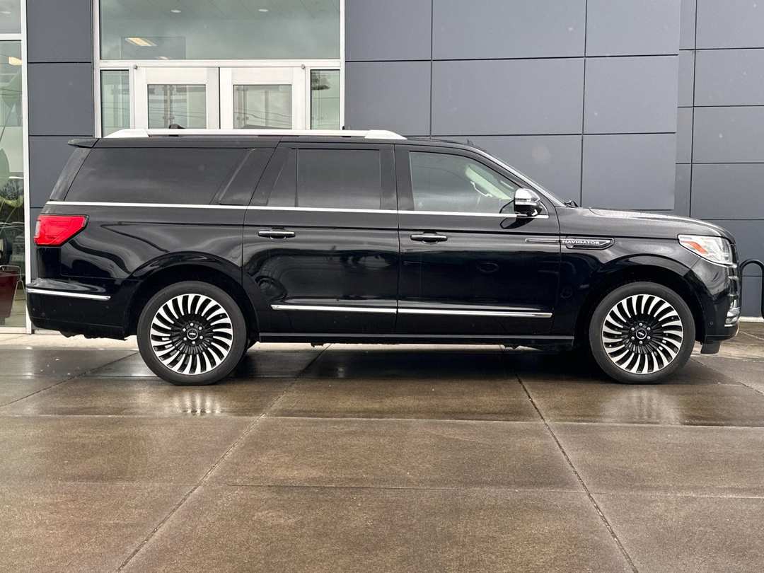 2020 Lincoln Navigator L Black Label - Image 2