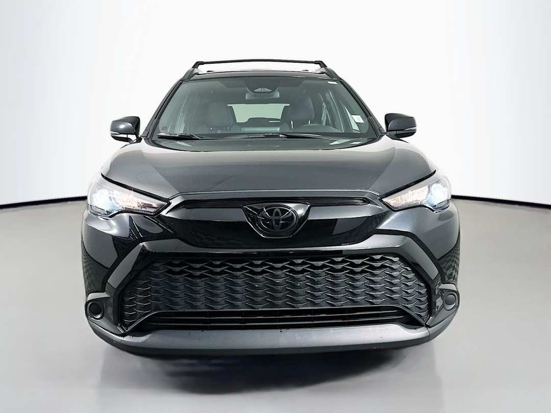 2024 Toyota Corolla Cross Hybrid Nightshade - Image 3